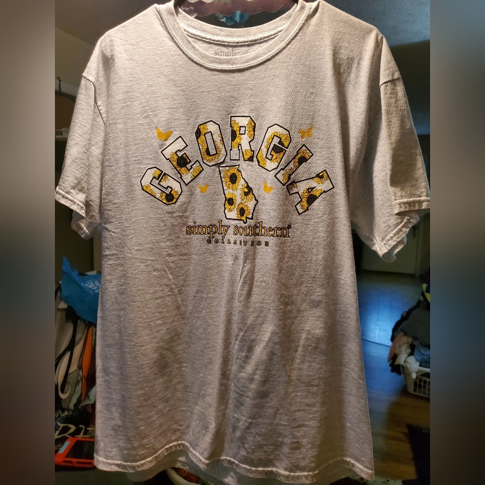 Simply Southern Large GA Sunflower TShirt 🌻